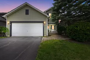 681 W Huron Hills Trail, Round Lake Heights, IL 60073 - Photo 1