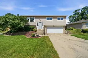 16338 65th Ct, Tinley Park, IL 60477 - Photo 1