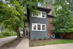 1011 Crain St, Evanston, IL 60202 - Photo 1