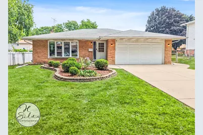 4402 Sycamore Lane, Rolling Meadows, IL 60008 - Photo 1