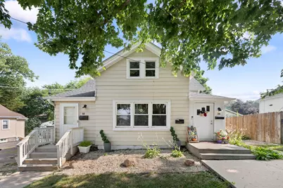 331-333 E Lincoln Avenue, Barrington, IL 60010 - Photo 1