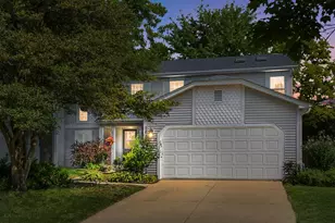 1615 Estate Cir, Naperville, IL 60565 - Photo 1