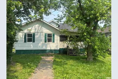 709 S Virginia Street, Marion, IL 62959 - Photo 1