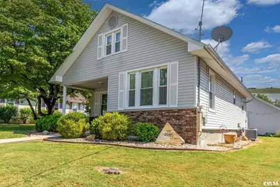 1504 E Oak Street, West Frankfort, IL 62896 - Photo 1