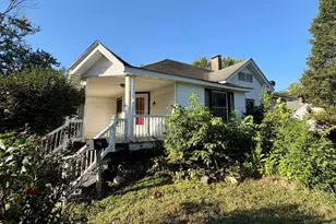 301 S Castle St, Salem, IL 62881 - Photo 1