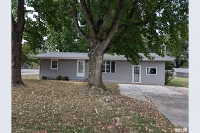 515 S 6th Street, Earlville, IL 62932 - Photo 1
