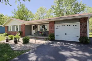 119 Fielder Dr, Salem, IL 62881 - Photo 1