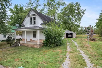 437 N Thompson Street, Carrier Mills, IL 62917 - Photo 1