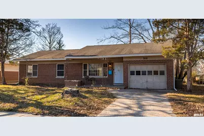 702 S Dixon Avenue, Carbondale, IL 62901 - Photo 1