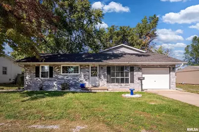 1206 W Goodall Street, Marion, IL 62959 - Photo 1