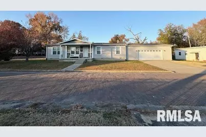 509 W Madison Street, Herrin, IL 62948 - Photo 1