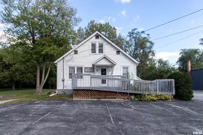 635 1st Street, Silvis, IL 61282 - Photo 1