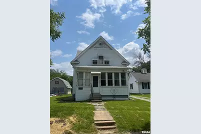 1109 S Michigan Street, Davenport, IA 52802 - Photo 1