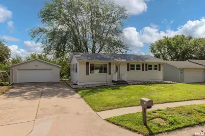 8213 10th Street W, Rock Island, IL 61201 - Photo 1