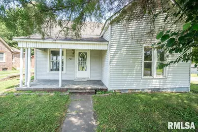 701 W Cherry Street, Herrin, IL 62948 - Photo 1