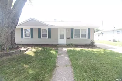4521 11th Street Court, East Moline, IL 61244 - Photo 1