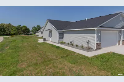 114 Beacon Harbor Circle, East Moline, IL 61244 - Photo 1