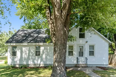 305 4th Street, Hampton, IL 61256 - Photo 1