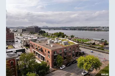 110 19th Street #313, Rock Island, IL 61201 - Photo 1