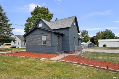 102 4th Avenue, Sherrard, IL 61281 - Photo 1