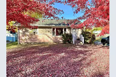 113 E 7th Avenue #A, Colona, IL 61241 - Photo 1