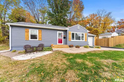 307 13th Avenue, Moline, IL 61265 - Photo 1