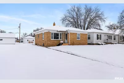 5215 11th Avenue, Moline, IL 61265 - Photo 1