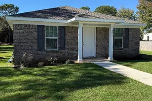 2477 Andora St, Navarre, FL 32566 - Photo 1