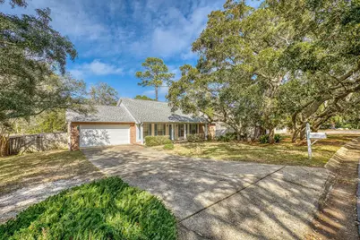 2818 Oak Ridge Drive, Gulf Breeze, FL 32563 - Photo 1
