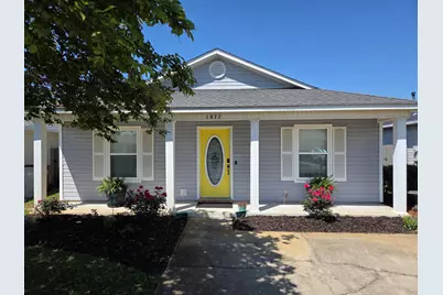 1877 Vineyard Street, Navarre, FL 32566 - Photo 1