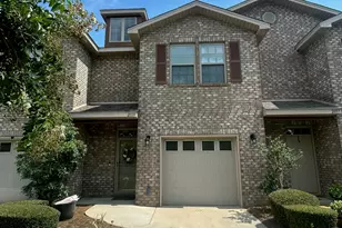 2119 Wilsons Plover Cir, Navarre, FL 32566 - Photo 1