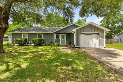 1400 Mixon Drive, Fort Walton Beach, FL 32547 - Photo 1