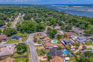 62 North St, Mary Esther, FL 32569 - Photo 1