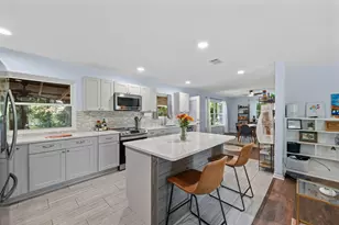 112 Alden Dr, Fort Walton Beach, FL 32547 - Photo 1