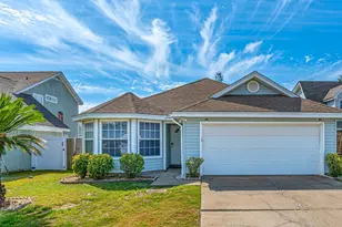 607 Drakes Landing, Mary Esther, FL 32569 - Photo 1