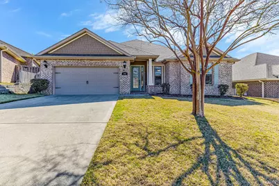 240 Gracie Lane, Niceville, FL 32578 - Photo 1