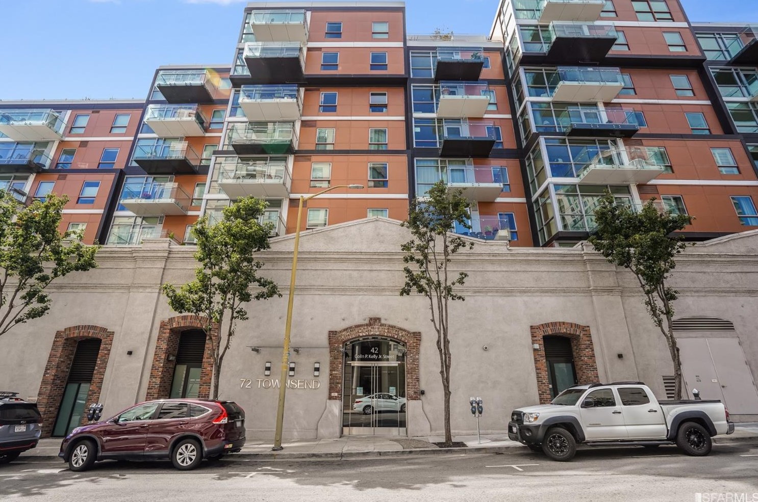 72 Townsend St, San Francisco CA  94107-2020 exterior