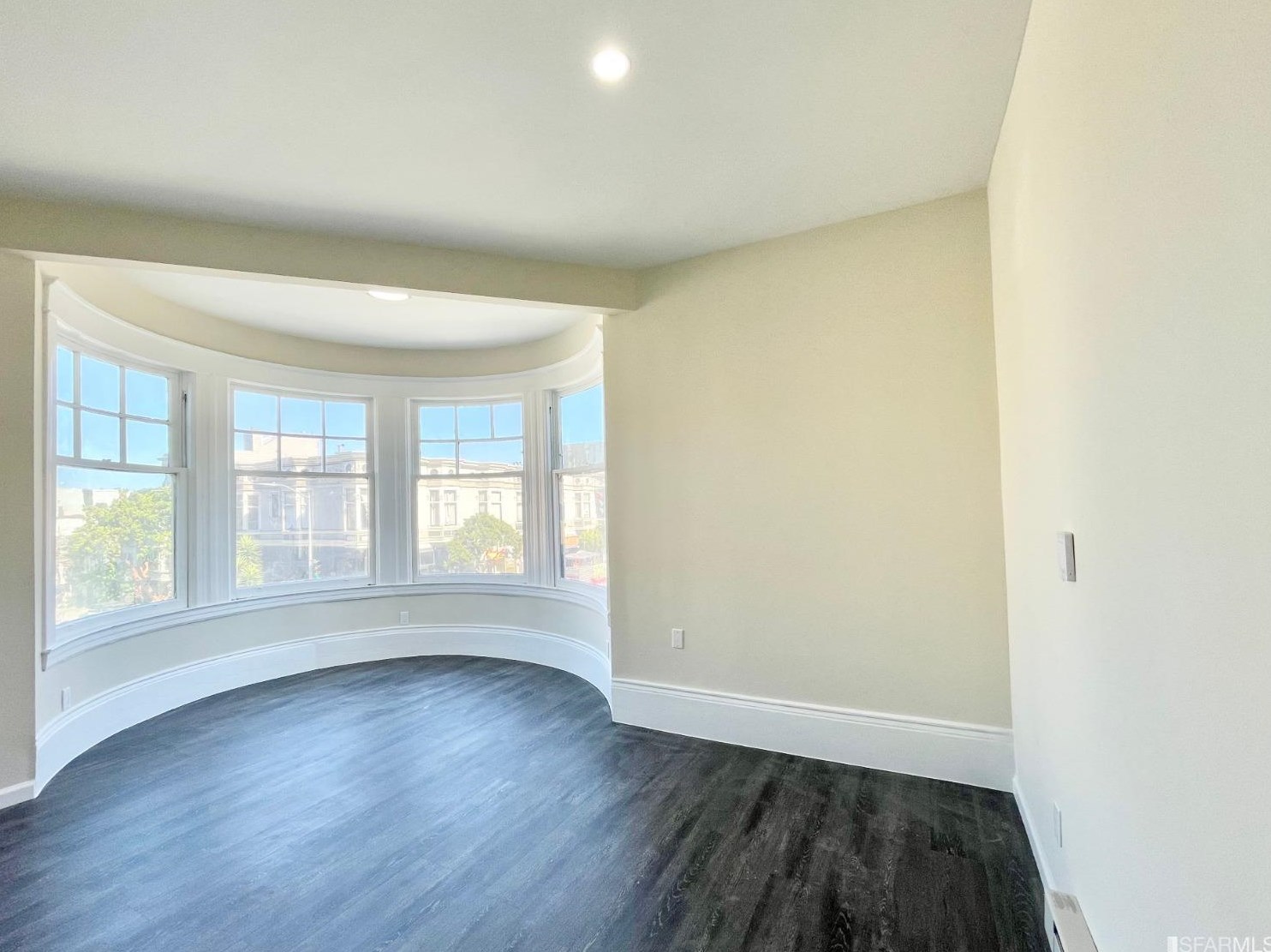 3410 22nd St #1, San Francisco, CA 94110