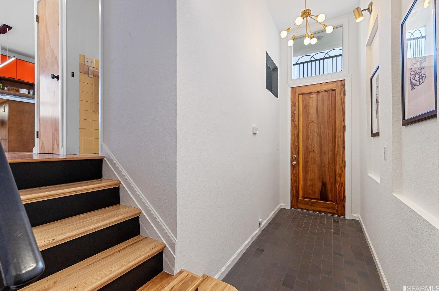 2920 Hawes St, San Francisco, CA 94124-3749