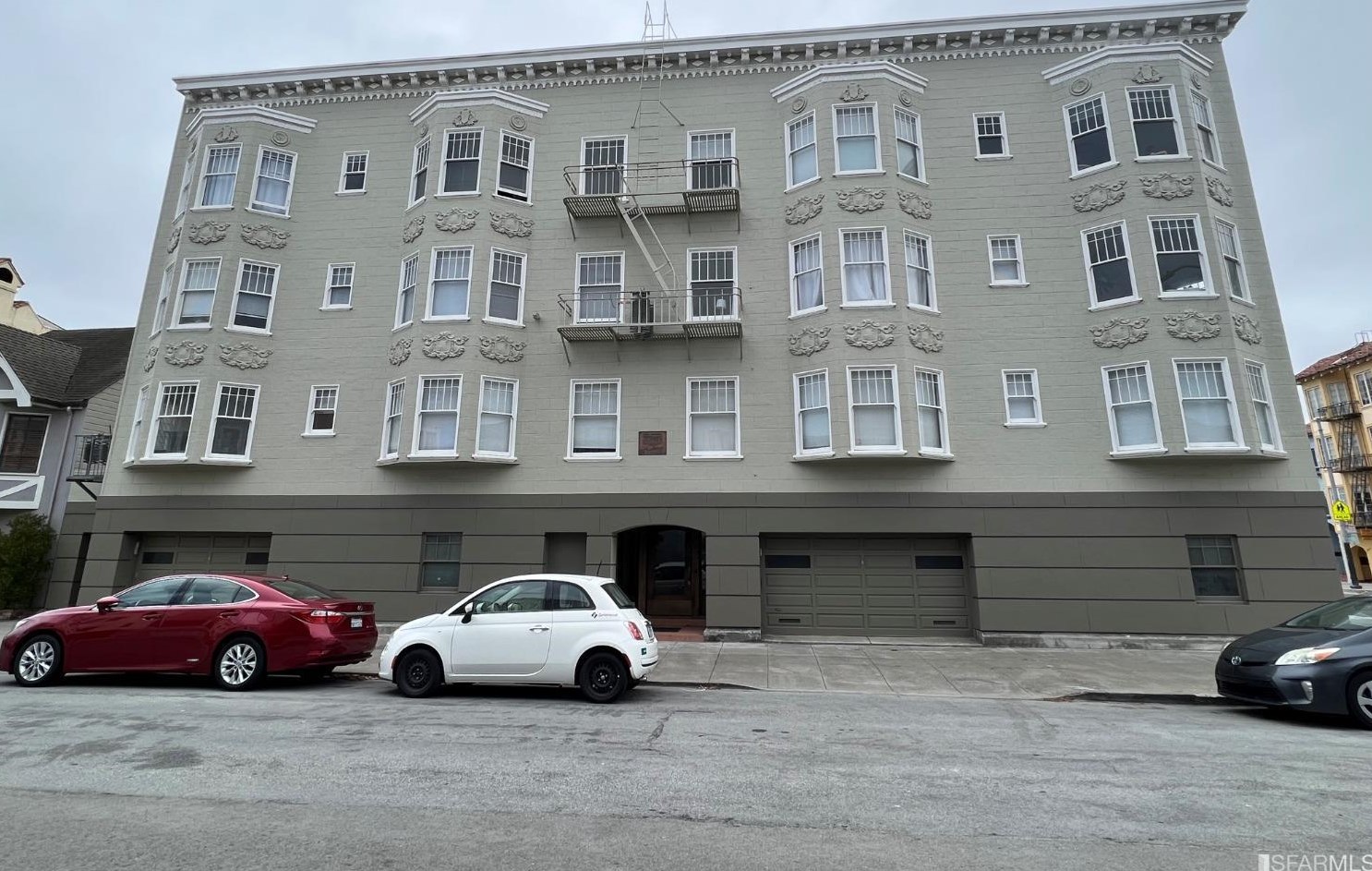 1895 Jefferson St, San Francisco, CA 94123-1184