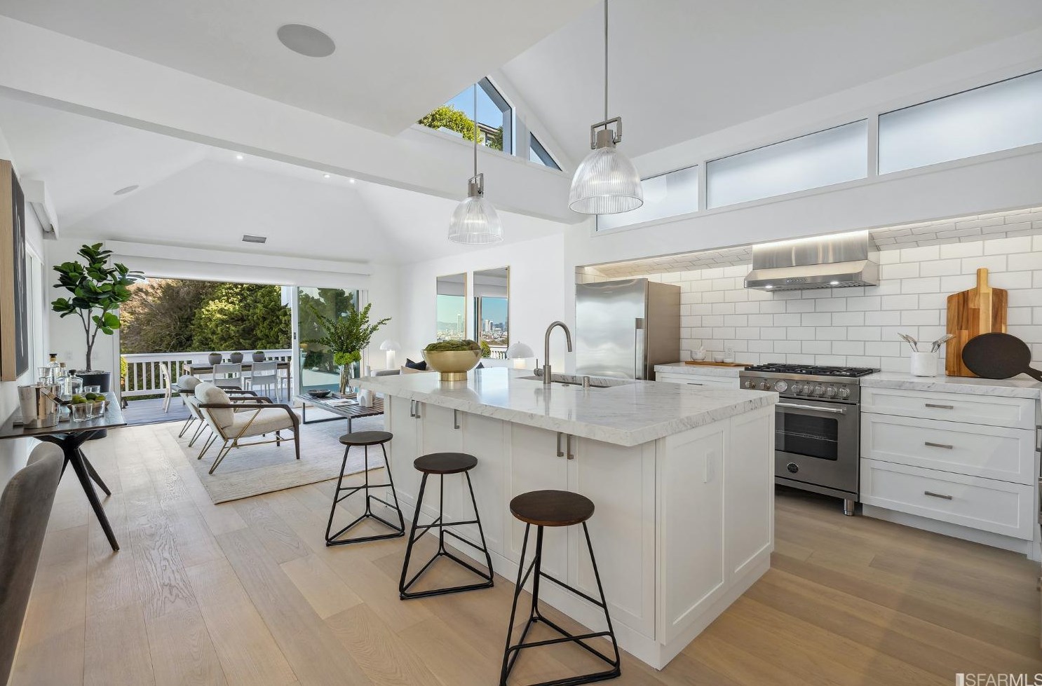 561 Sanchez St, San Francisco, CA 94114-2624