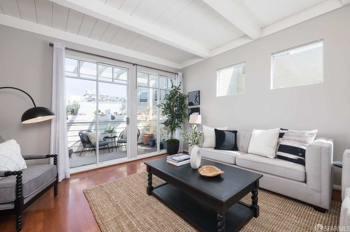 1362 Vallejo St, San Francisco, CA 94109-0701