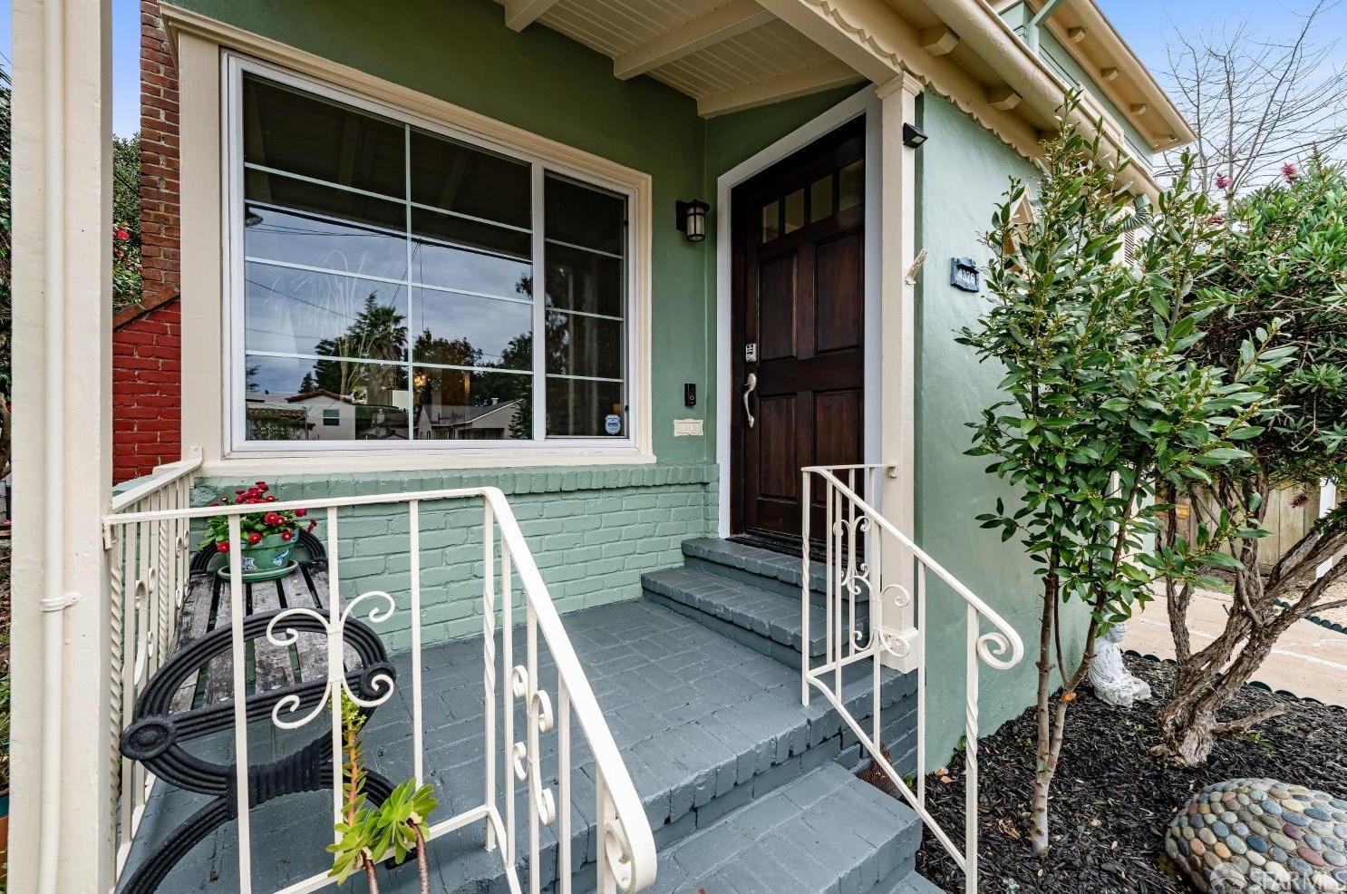 4326 Allendale Ave, Oakland, CA 94619