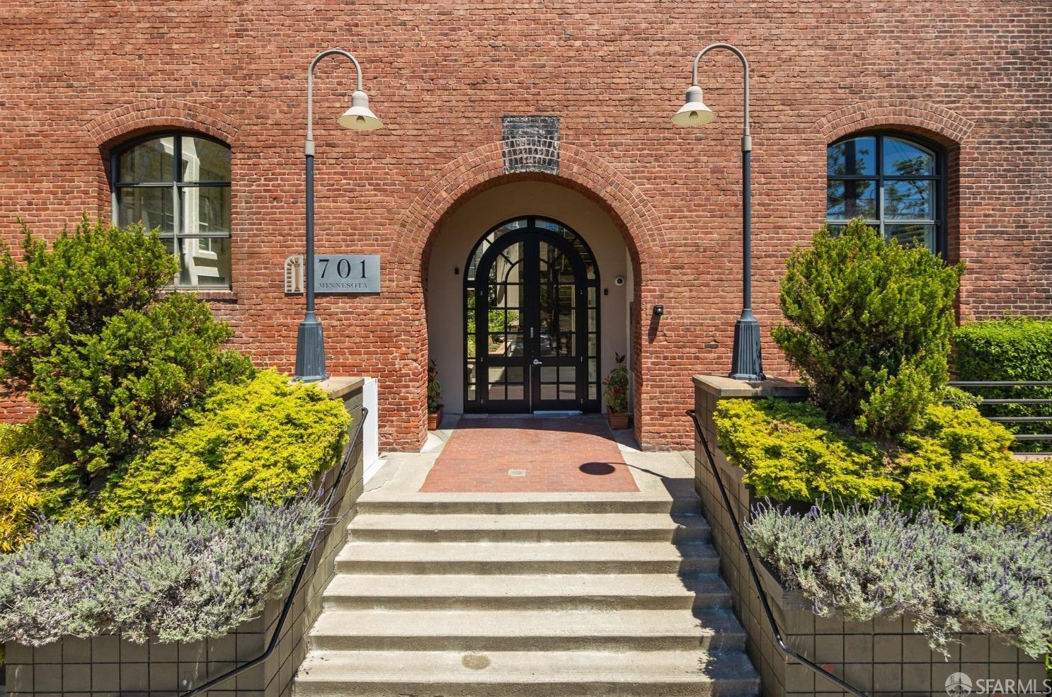 701 Minnesota St, San Francisco, CA 94107-3044