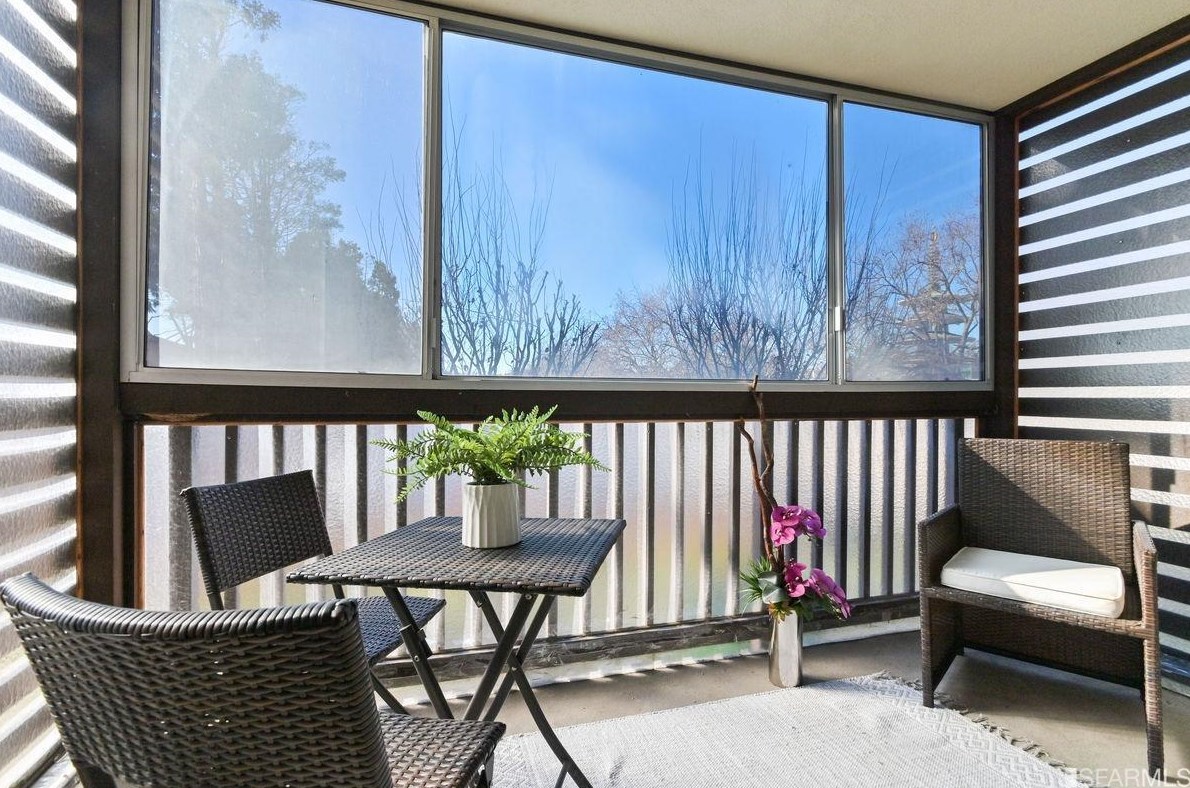 35 Lottie Bennett Ln, San Francisco, CA 94115-3736