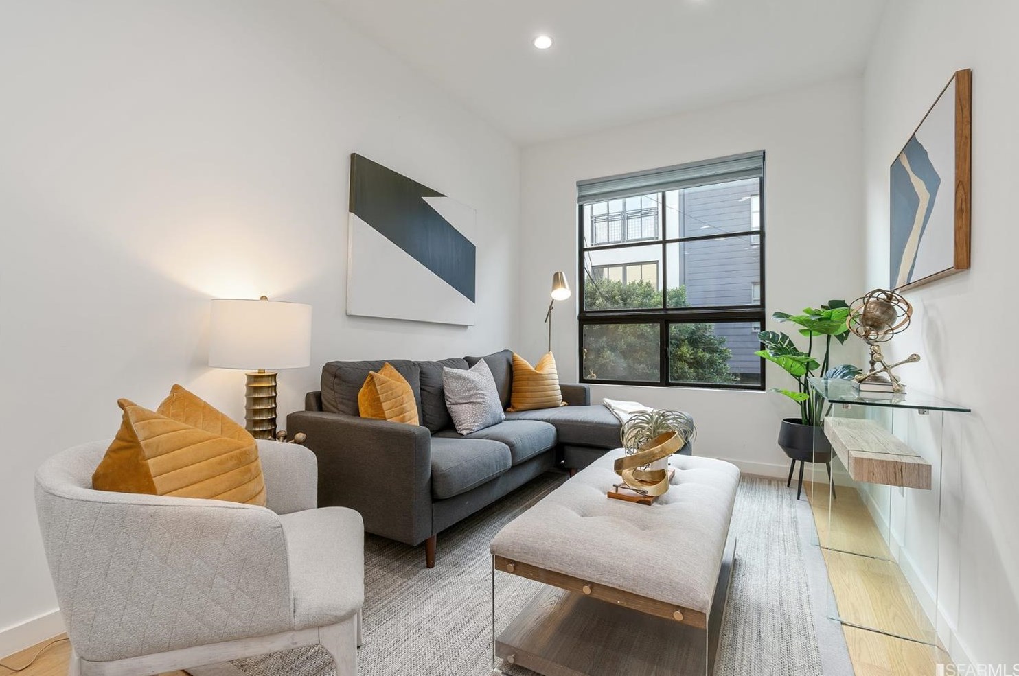 51 Moss St, San Francisco, CA 94103-4007