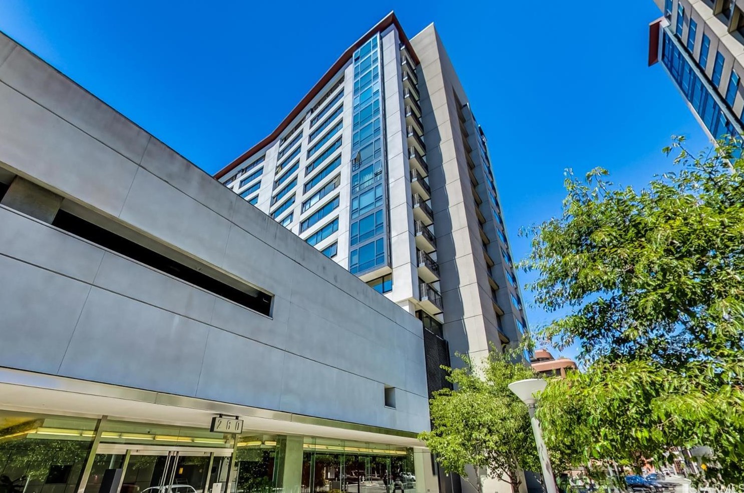 260 King St, San Francisco CA  94107-6400 exterior
