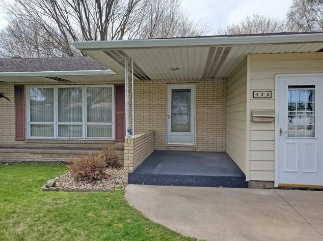 422 Wildwood Ct, Marshfield, WI 54449