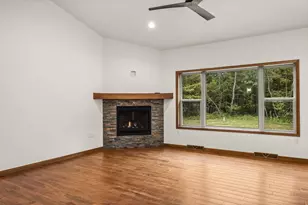 1403 Skyline Dr, Stevens Point, WI 54482 - Photo 12