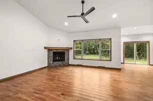 1403 Skyline Dr, Stevens Point, WI 54482 - Photo 10